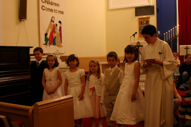 fristcomcommunionapril192009.jpg